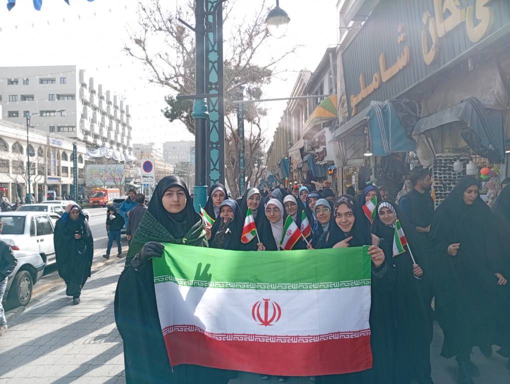 در مسیر را هپیمایی 22 بهمن 